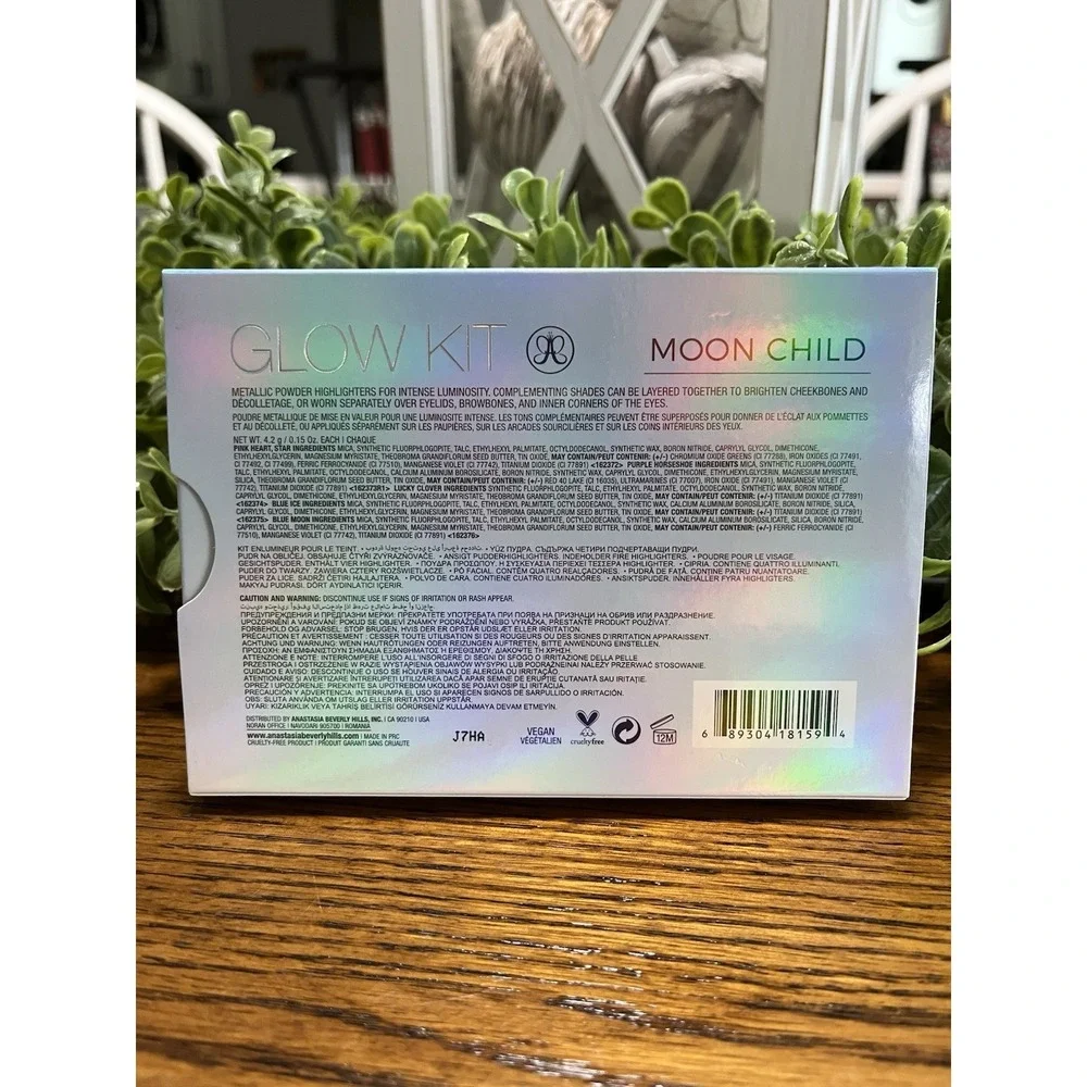 Anastasia moonchild glow